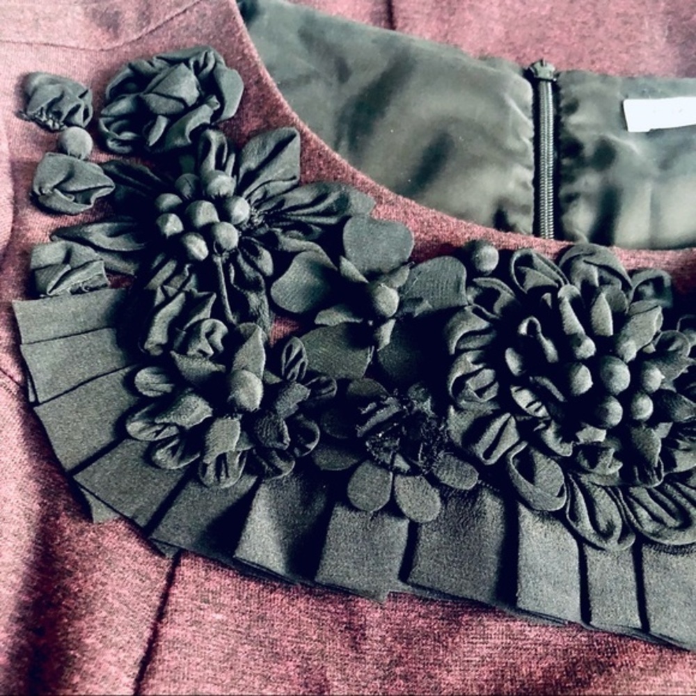 [TRINA Turk] Ribbon Embroidered Floral Neckline Sheath Dress - Picture 11 of 11